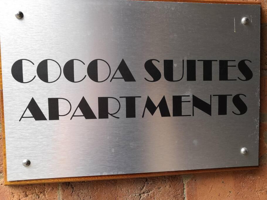 21 The Cocoa Suites York Exterior photo